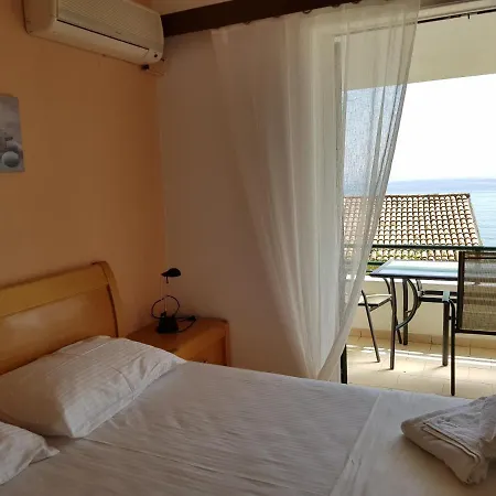 Corfu 90 Apartmán *